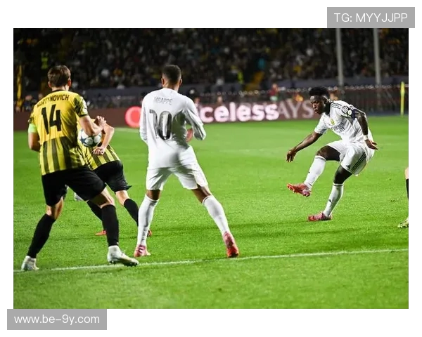 凯拉特足球队全新球衣设计发布 展现激情与荣耀的完美结合