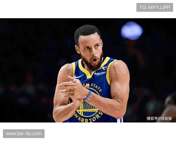 库里跨界绿茵之路：全景展望其未来十年足球生涯宏大战略蓝图愿景